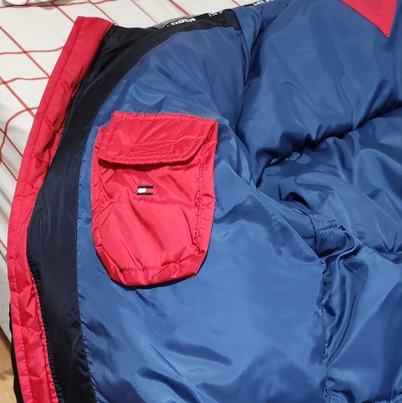 Tommy hilfiger puffer jacket - Picture 5 of 9